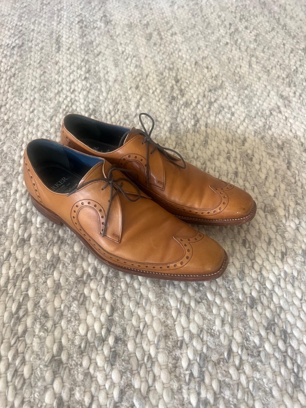 Men's Tan Leather Wingtip Derby Dress Shoes